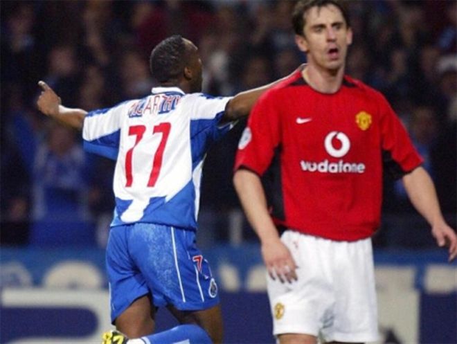 察队友间的 察队友间的